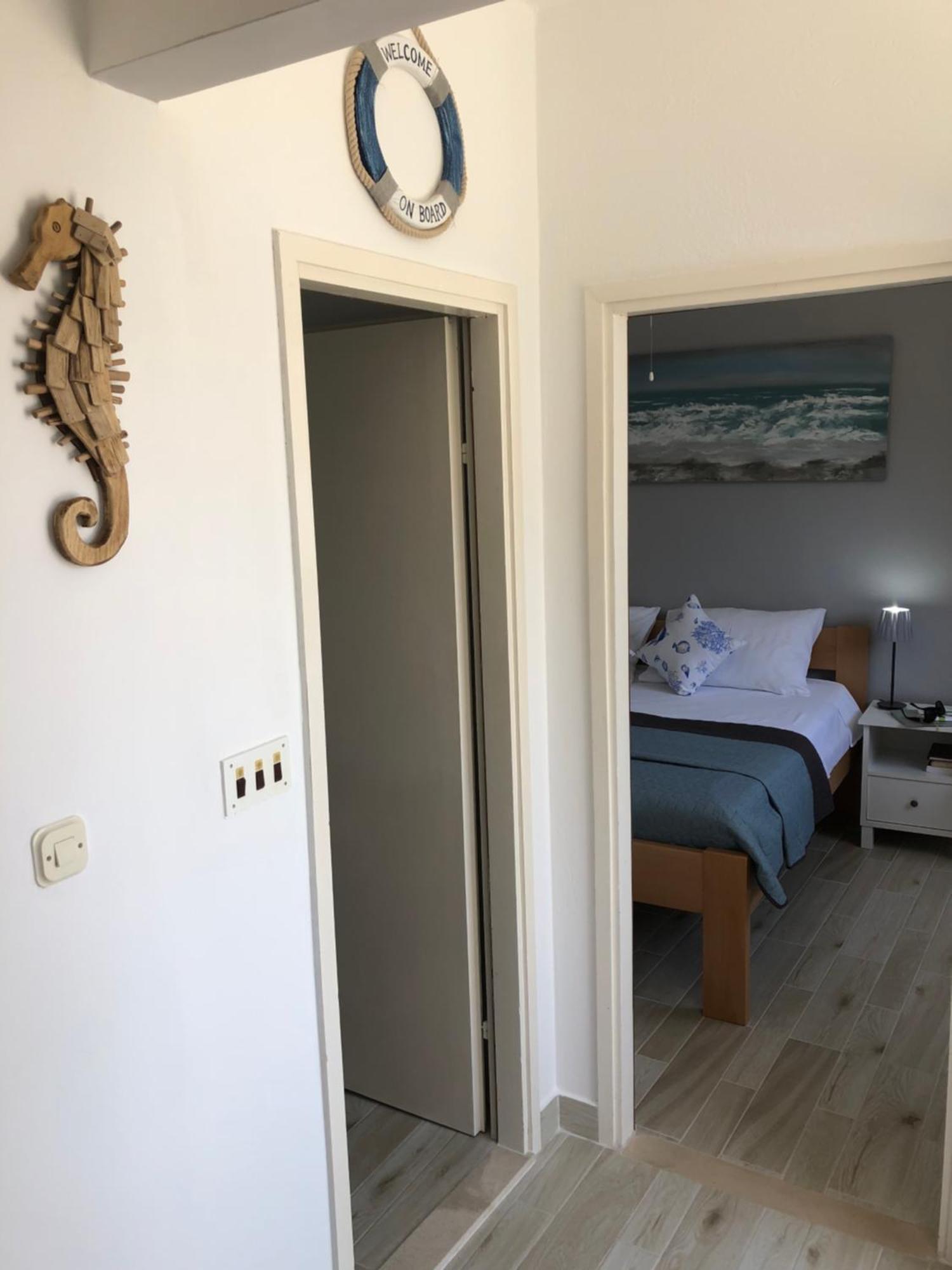 Apartments Sunny Elza Хвар Экстерьер фото